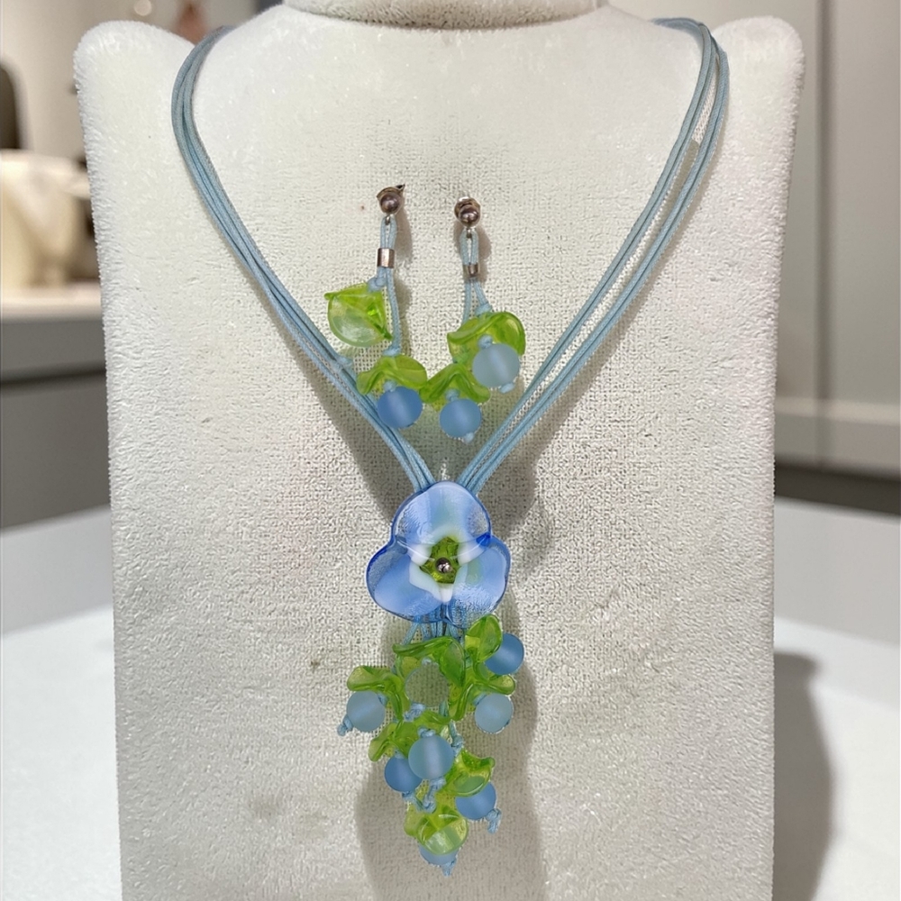 Sterling Art Glass And Camphor Glass Beads Necklace And Earrings Set